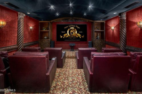 41 Biltmore Est, Phoenix AZ 85016-2819 exterior