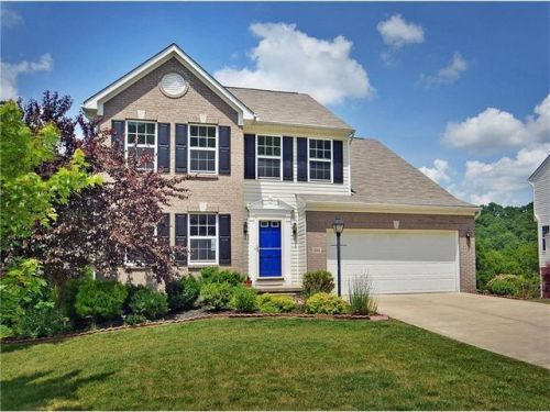 131 Bradford Square Dr, Trafford, PA 15085-1249