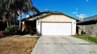 1028 Kyner Ave, Bakersfield, CA 93307-6380