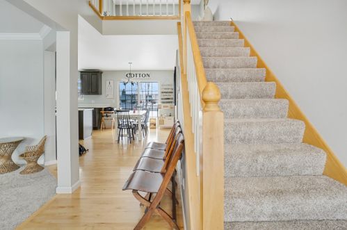 718 Bass Dr, Waterford, WI 53185-2899