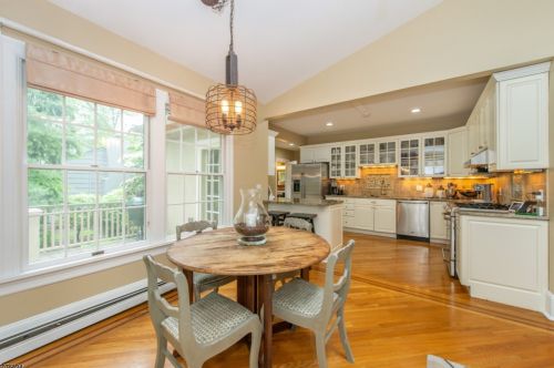 381 Morris Ave, Mountain Lakes NJ  07046-1641 exterior
