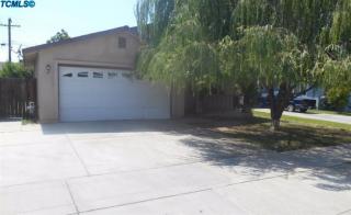637 Sacramento St, Tulare CA  93274-7922 exterior