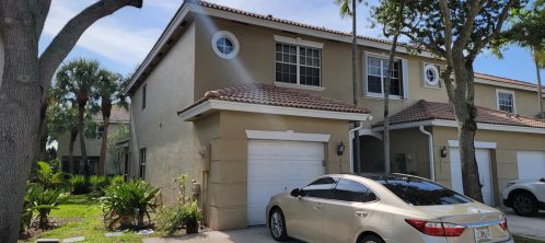 365 122nd Ave, Hollywood, FL 33025-5905