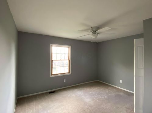 15 Dogwood Ter, Mount Vernon OH  43050-1413 exterior