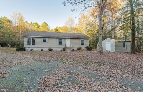 3265 Willow Ln, Seaford, DE 19973-4775