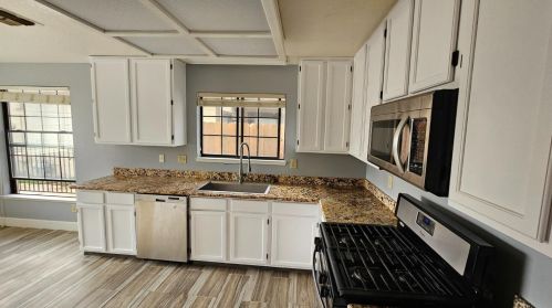 7229 Sutherland Way, Elk Grove CA  95758-4415 exterior