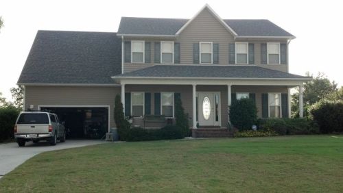 149 Deepwater Dr, Stella, NC 28582-9741