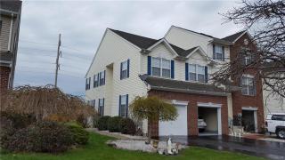 5570 Spring Ridge Dr, Macungie, PA 18062-9574