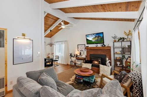 332 Brewer Way, Big Bear City CA  92314-9750 exterior