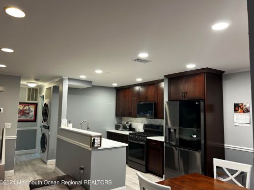 81 Azalea Cir, Jackson Twp NJ  08527-2556 exterior