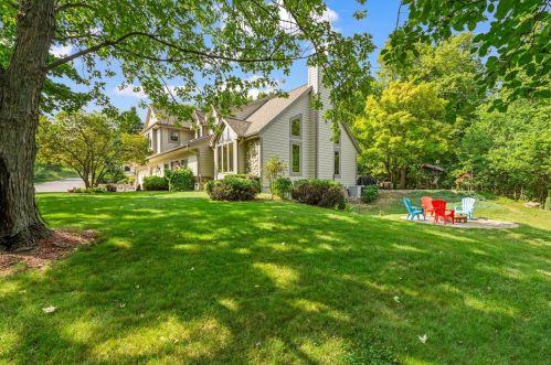 532 Wildwood Rdg, Colgate, WI 53017-9771