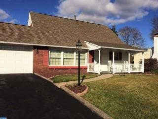 7 Trellis Rd, Levittown, PA 19056-1517