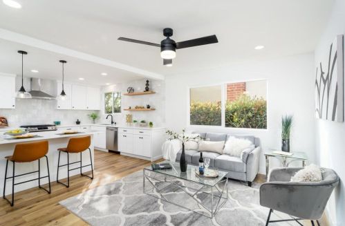 7012 Bobhird Dr, San Diego CA 92119-1404 exterior