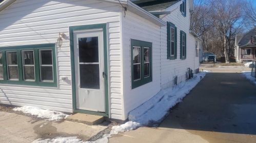 418 Oakland Ave, Green Bay, WI 54303-2838