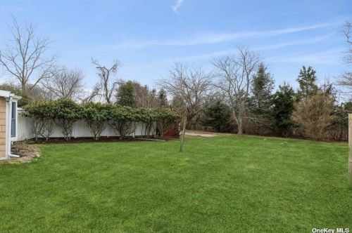925 Mccann Ln, Greenport, NY 11944-1918