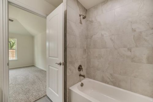 3425 Gillespie St, Greenville TX  75401-2630 exterior