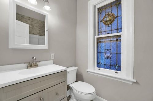 224 Mathilda St, Pittsburgh PA 15224-0021 exterior