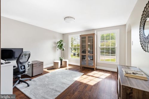 7114 Sterling Grove Dr, Springfield VA  22150-4430 exterior