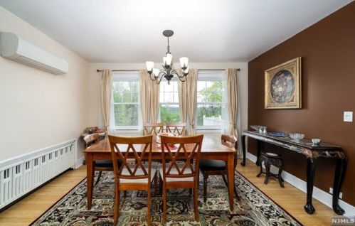 181 Overpeck Ave, Ridgefield Park NJ  07660-1218 exterior