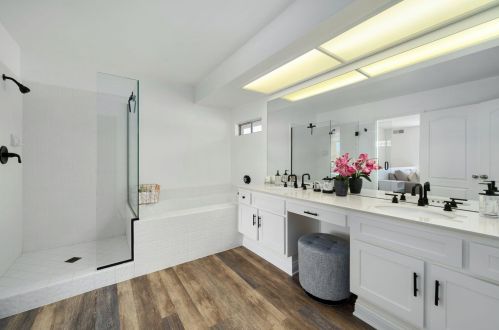 8 Oak Tree Dr, Rancho Mirage CA  92270-1612 exterior