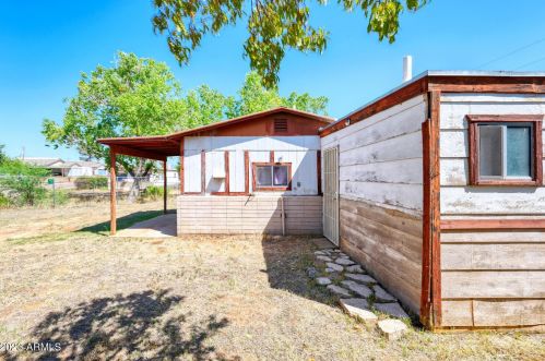 305 2nd St, Sierra Vista AZ  85635-1830 exterior