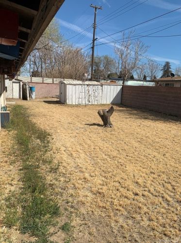 2026 Lingard St, Lancaster CA 93536-6513 exterior