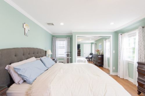 284 Passaic Ave, Nutley NJ  07110-2743 exterior