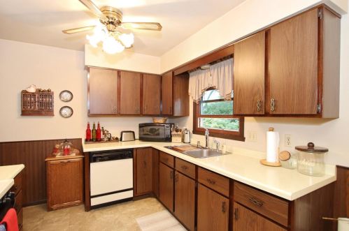 980 Mequon Ave, Fond Du Lac WI  54935-6224 exterior