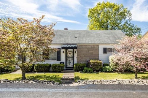 1020 Upston St, Mckeesport, PA 15133-4046