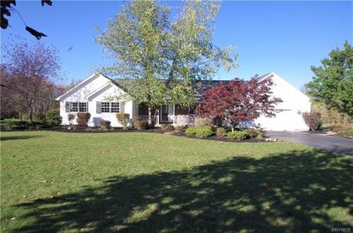 1122 Church Rd, Angola, NY 14006-8830