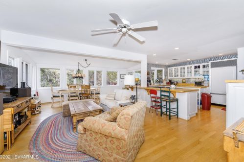 455 Color Cv Rd, Sedona AZ 86336-3637 exterior