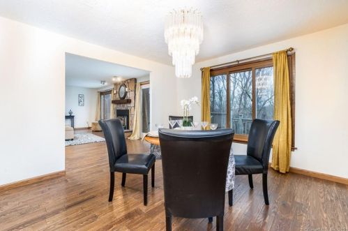 80 Mount Sumner Dr, Manchester CT  06043-7248 exterior