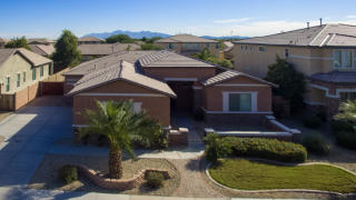 15465 Meadowbrook Ave, Goodyear, AZ 85395-6395