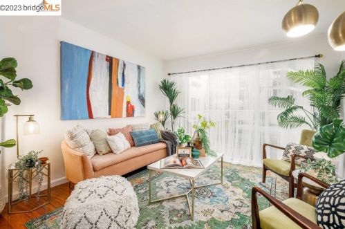 151 Lakeside Dr, Oakland, CA 94612-4677