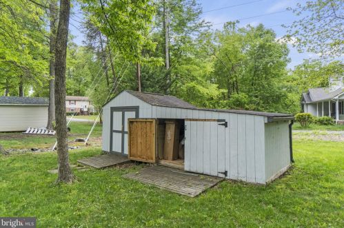 4303 Lakeview Pkwy, Locust Grove VA  22508-5515 exterior