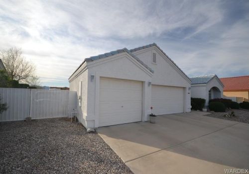 3845 Smoketree Cir, Bullhead City, AZ 86442-8789