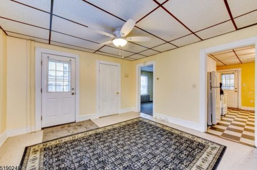 4 Jefferson St, Fredon NJ  07860-2005 exterior