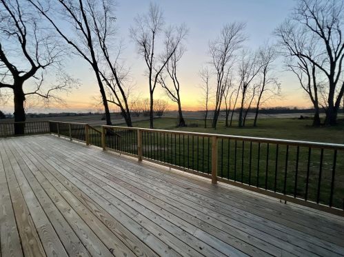 7181 Granville Rd, Mount Vernon OH  43050-9413 exterior