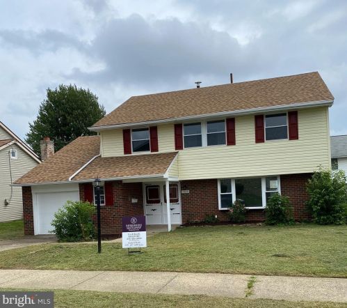 1865 Greymont St, Philadelphia PA  19116-3829 exterior