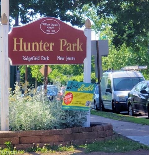 19 2nd St, Ridgefield Park NJ  07660-1051 exterior