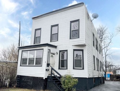 9 Lindsley Pl, East Orange, NJ 07018-1109