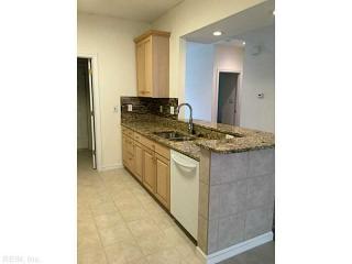 2352 Cape Arbor Dr, Virginia Beach VA  23451-1540 exterior