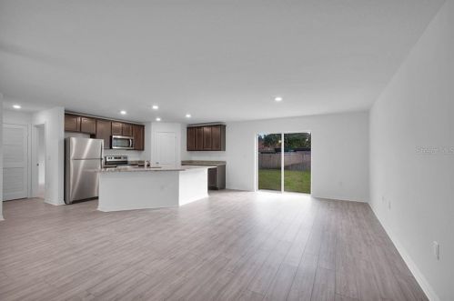 2770 Candler Ct, Deltona, FL 32738-9600