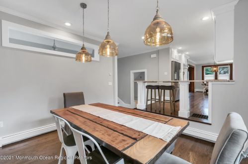 83 Lovett Ave, Little Silver NJ  07739-1420 exterior