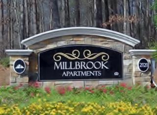 2121 Paces Forest Ct, Raleigh NC  27612-6058 exterior