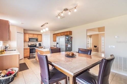 4082 Longworth Loop, Kissimmee FL 34744-9175 exterior