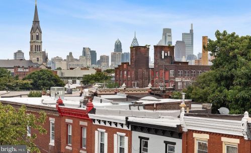 1419 4 St, Philadelphia PA  19147-0059 exterior