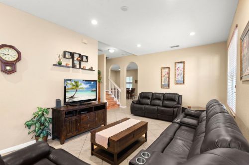 1033 Grove Park Cir, Boynton Beach, FL 33436-9437