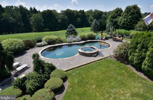 116 Osborne Cir, Kennett Sq PA  19348-1910 exterior