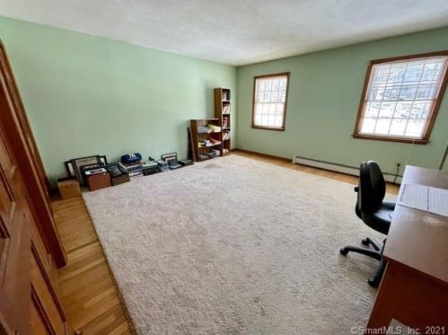 20 Kellogg St, Bethel CT  06801-1638 exterior